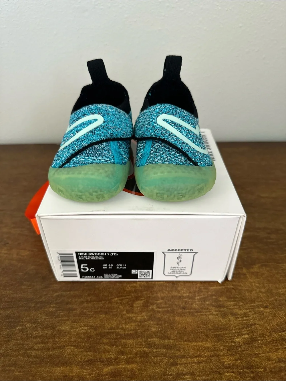 Nike Swoosh 1 TD Infant Flyknit Shoes Baltic Blue Black  Sz 5C FB3244-405